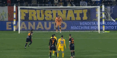 2-1,21岁英格兰新星绝杀,42岁德罗西率队胜乌迪内斯,迎意甲2连胜（2比1！21岁英格兰新星读秒绝杀，42岁德罗西率队击败乌迪内斯，收获意甲2连胜）