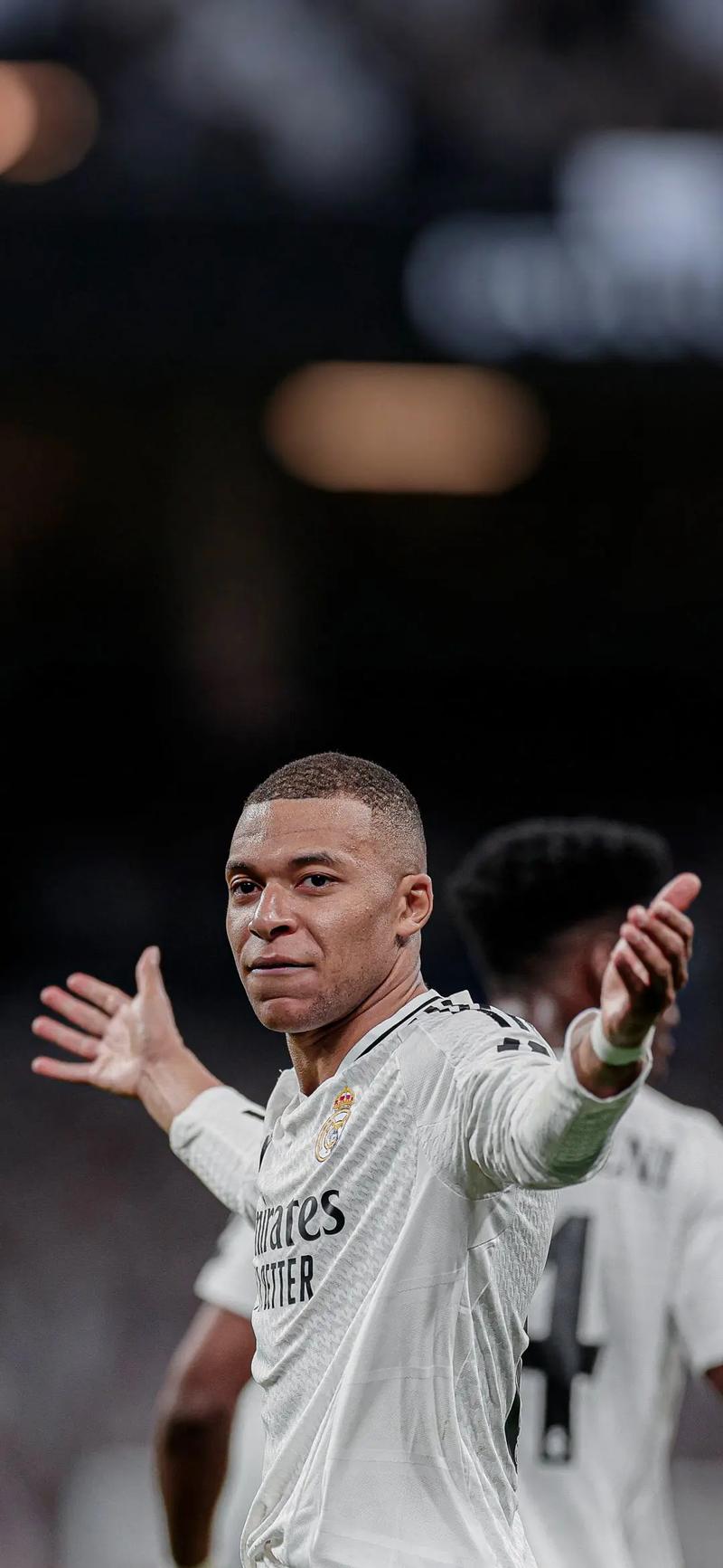 山东泰山足球俱乐部：中超首支积分1500分球队的荣耀之路