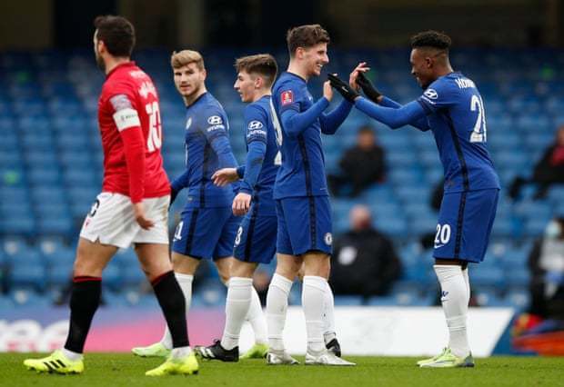 利物浦欧冠大名单：萨拉赫缺阵！范戴克领衔，维尔茨在列