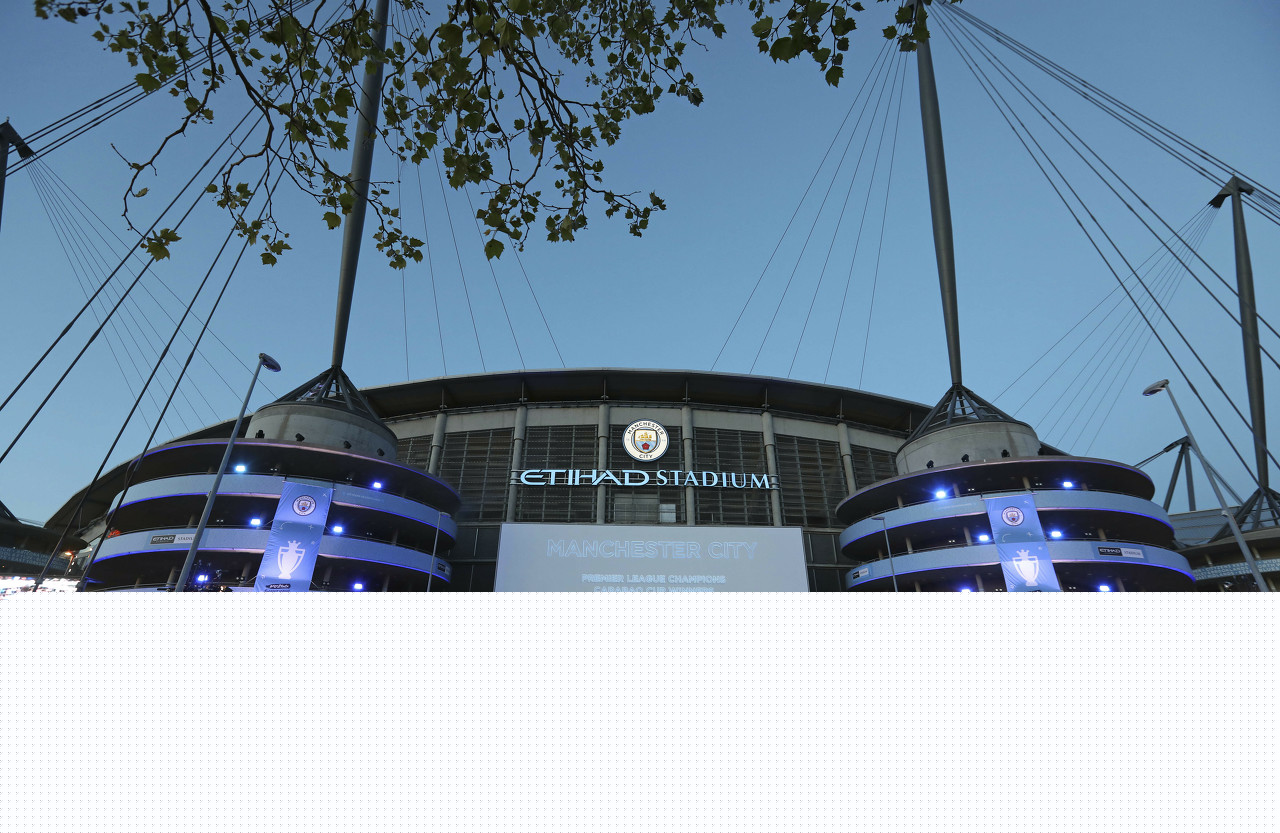 天空：切尔西正在尝试引进罗克，曼联也对球员有意（天空体育：切尔西尝试签下罗克，曼联亦有意）