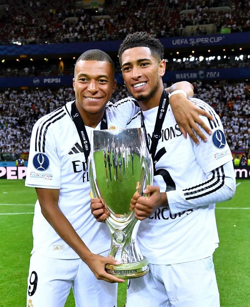 三连败！利物浦1-4埃因霍温Liverpool 1-4 PSV 🥶